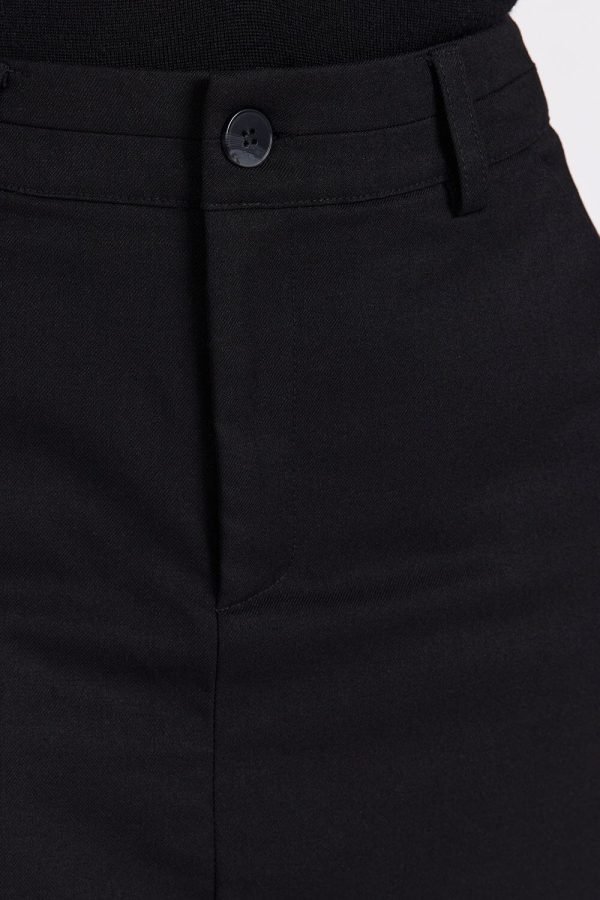 Black Skort