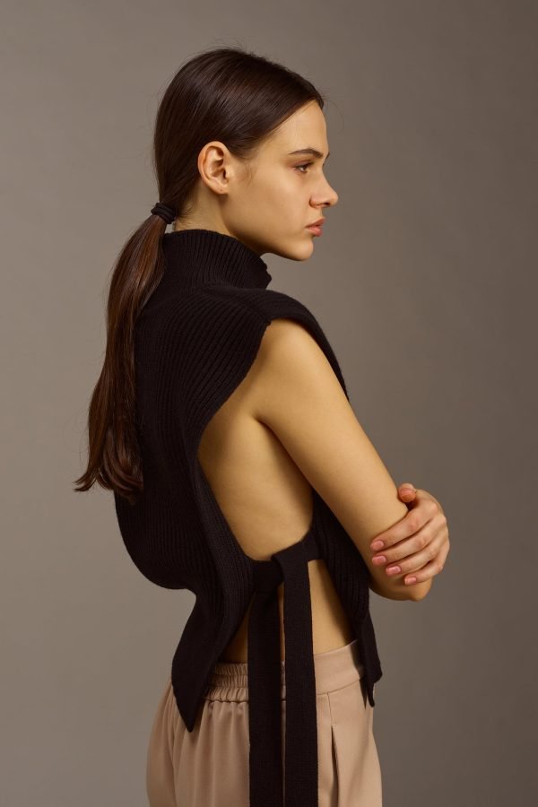Gill Knit Cape